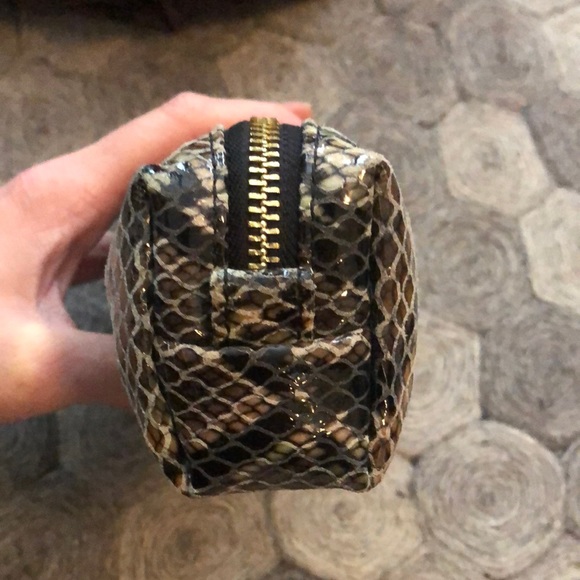 NWOT Christopher Kon cosemetic bag - Picture 6 of 8